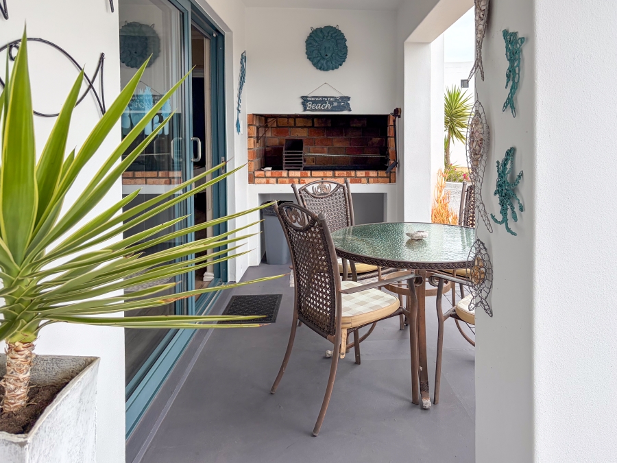 3 Bedroom Property for Sale in Blue Lagoon Western Cape